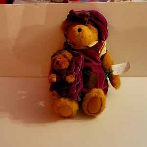 Boyd Bear with Baby Bear from The Head Bean Collection 1728 out of 3,000